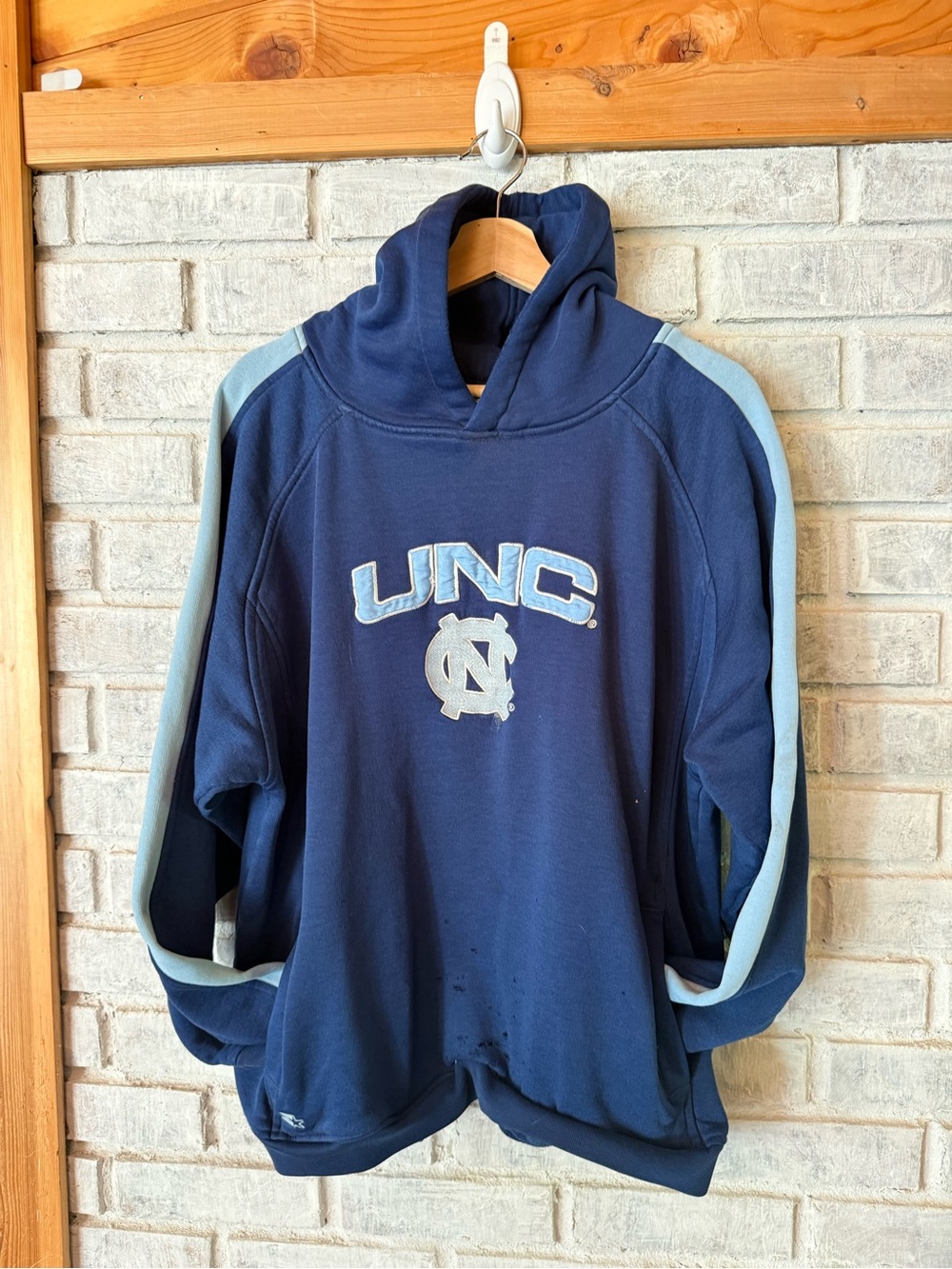 STARTER Navy and Light Blue UNC Pullover Hoodie #vintage